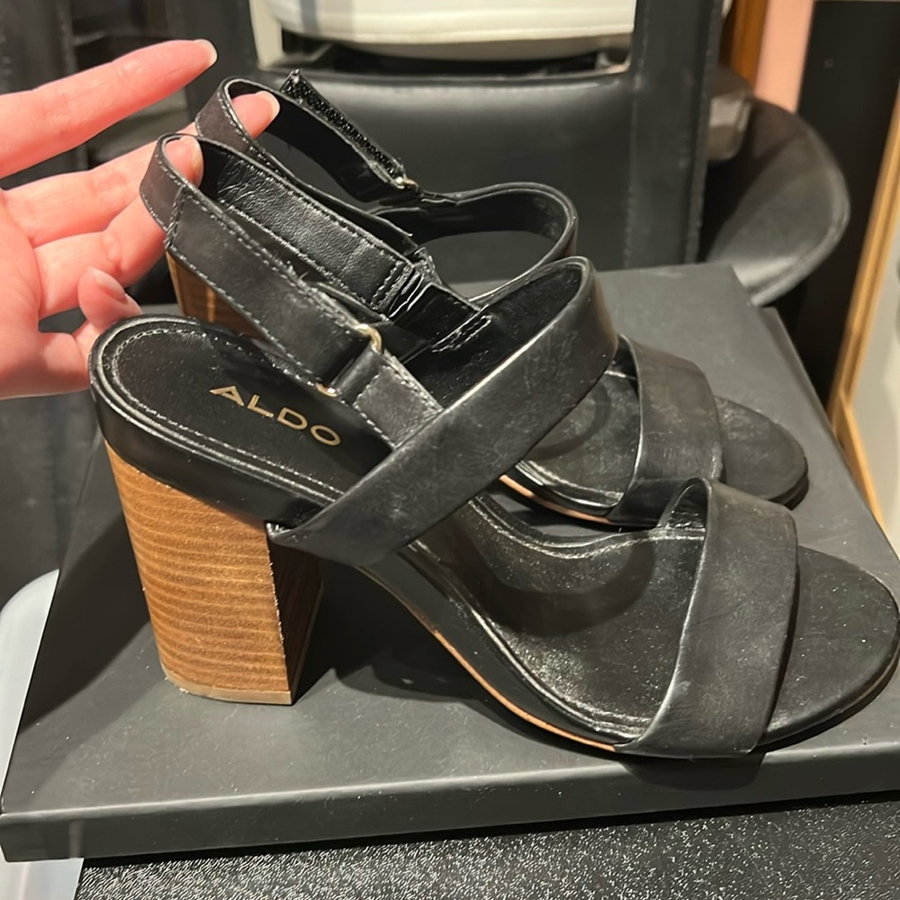 Aldo platform heels, very comfy! Work a few times